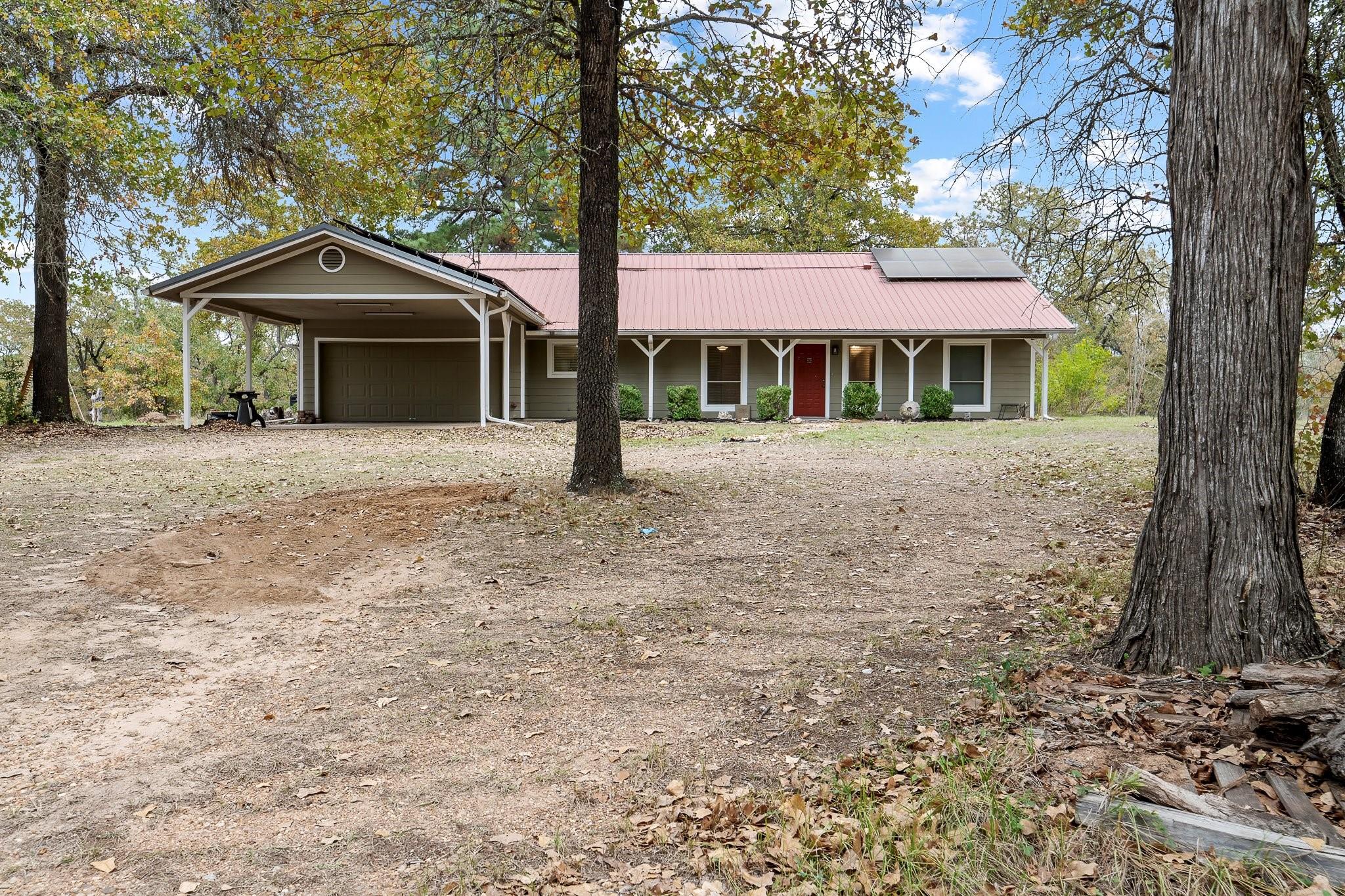 319 Matthew Cv, Bastrop, TX 78602