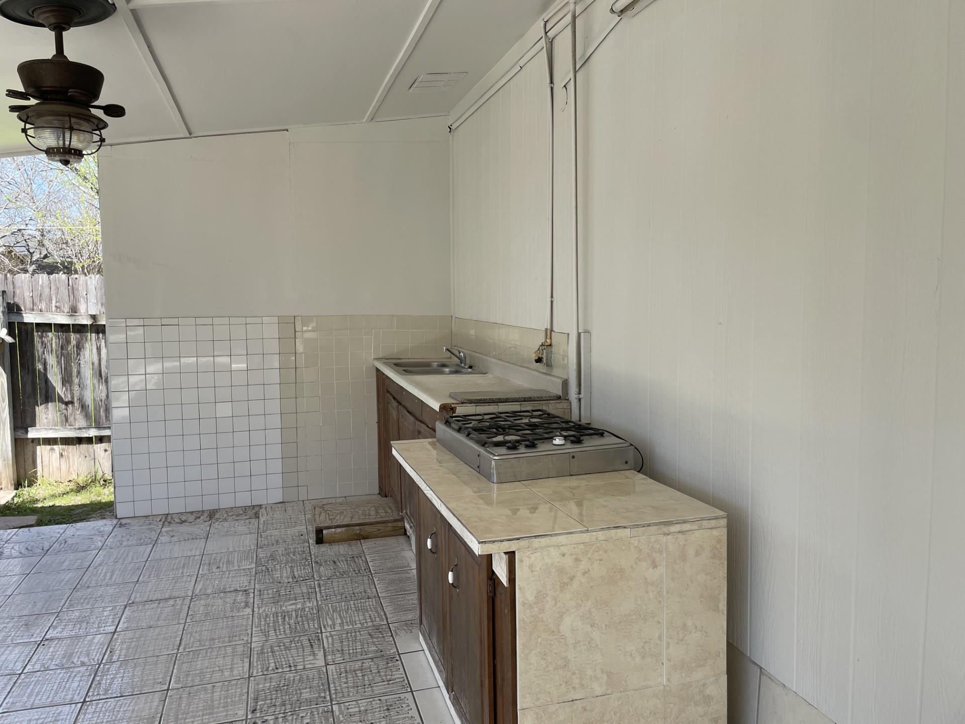 307 Hickok Ct, Austin, TX 78753