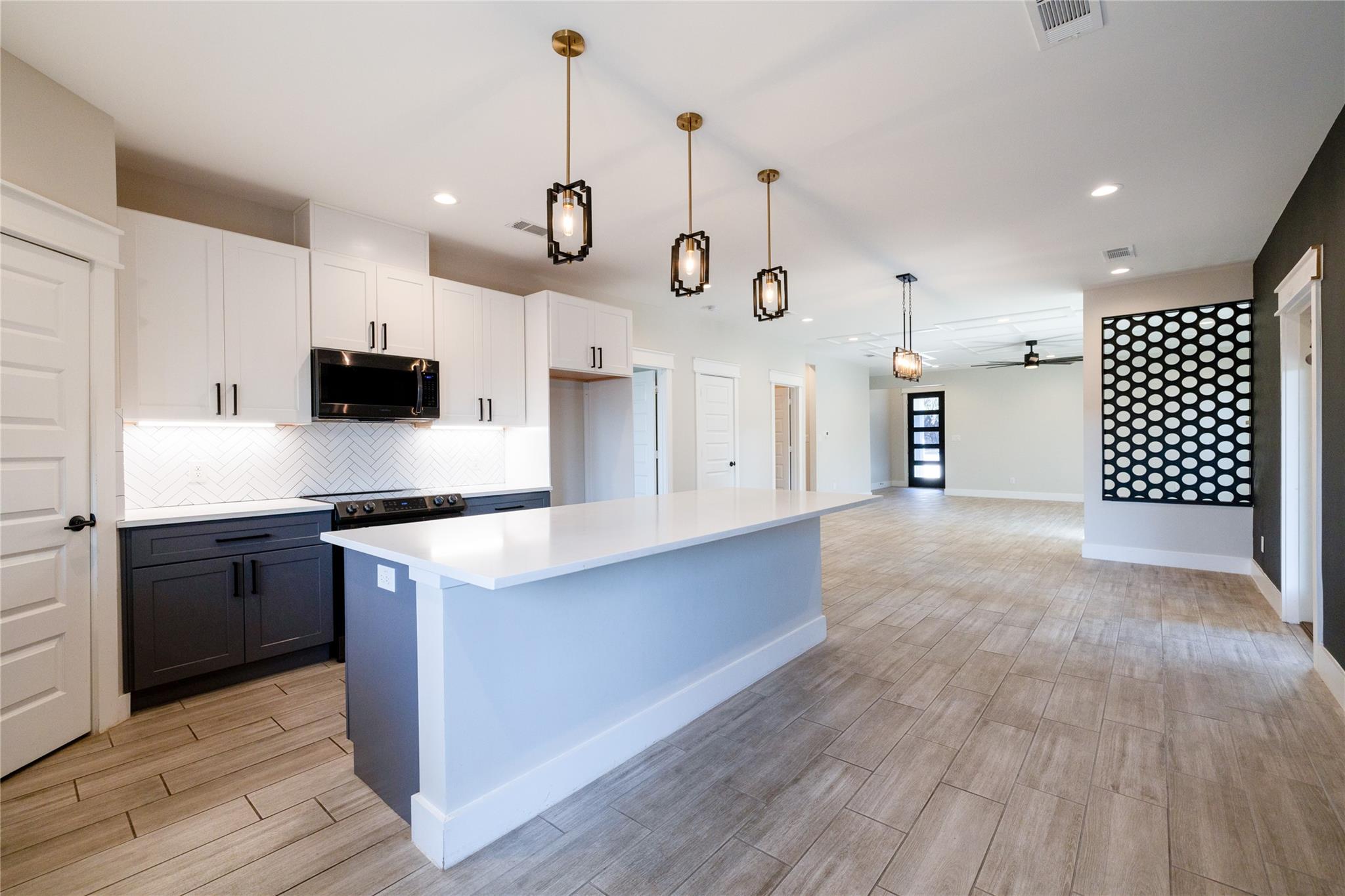 20703 Bonanza St, Lago Vista, TX 78645