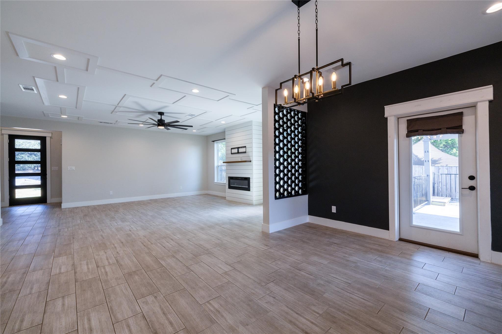 20703 Bonanza St, Lago Vista, TX 78645