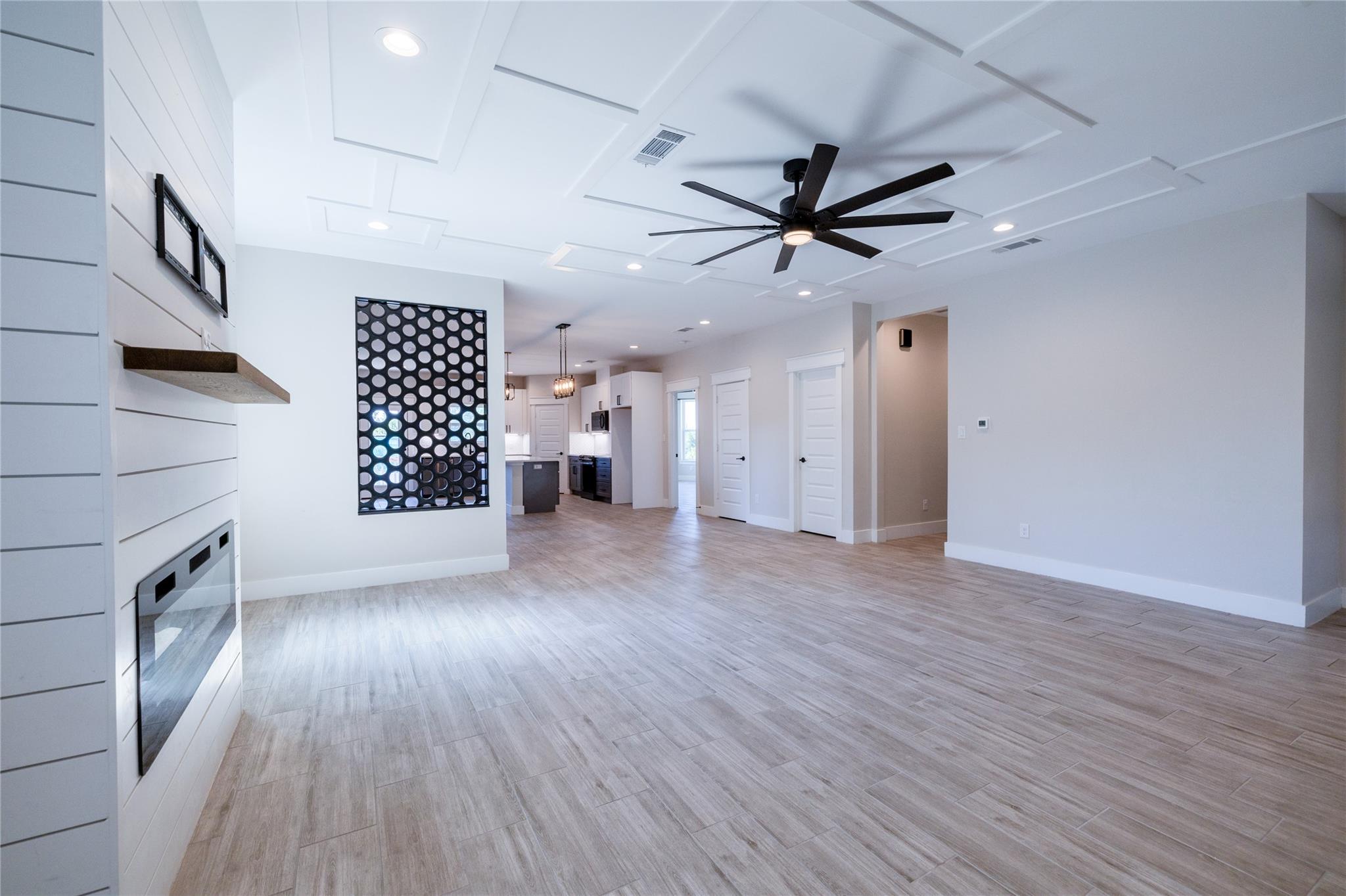 20703 Bonanza St, Lago Vista, TX 78645