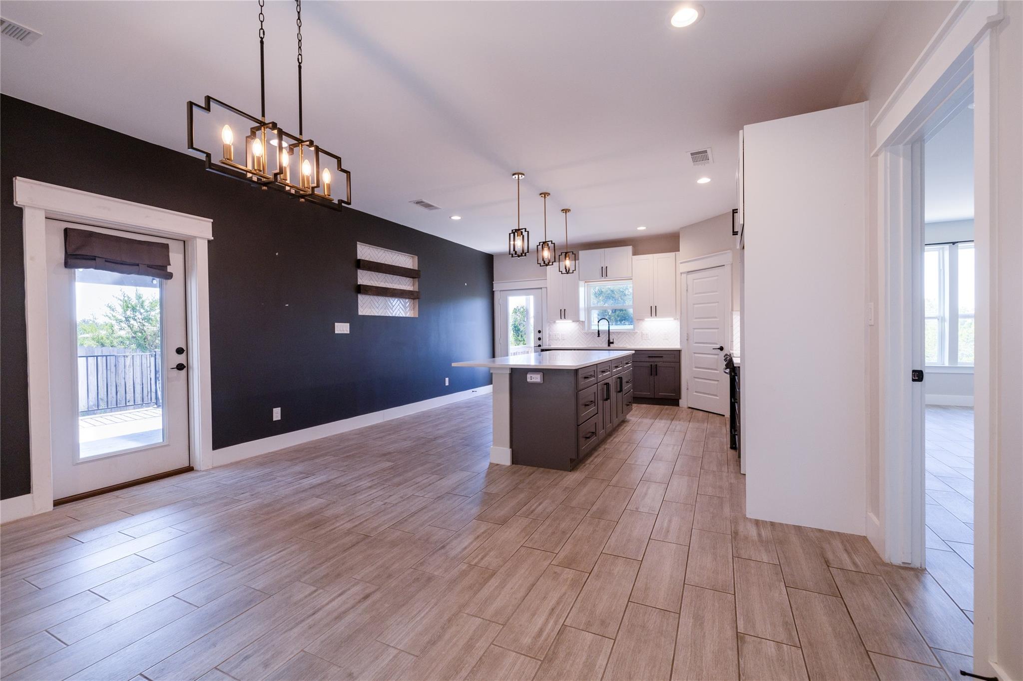 20703 Bonanza St, Lago Vista, TX 78645