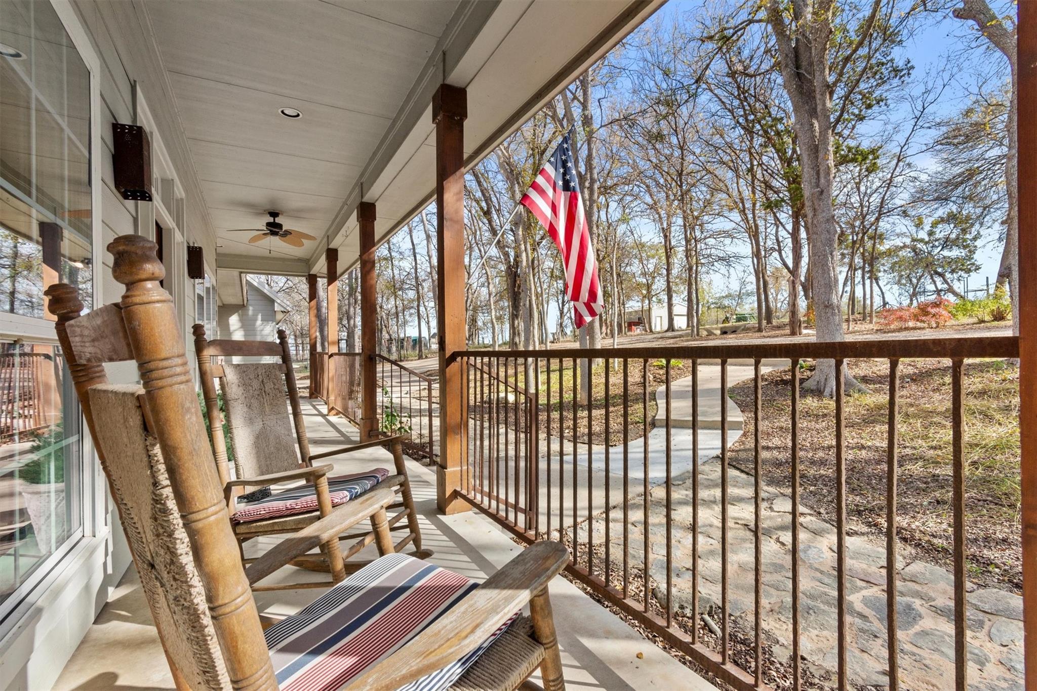 1295 Berry Ln, Georgetown, TX 78626