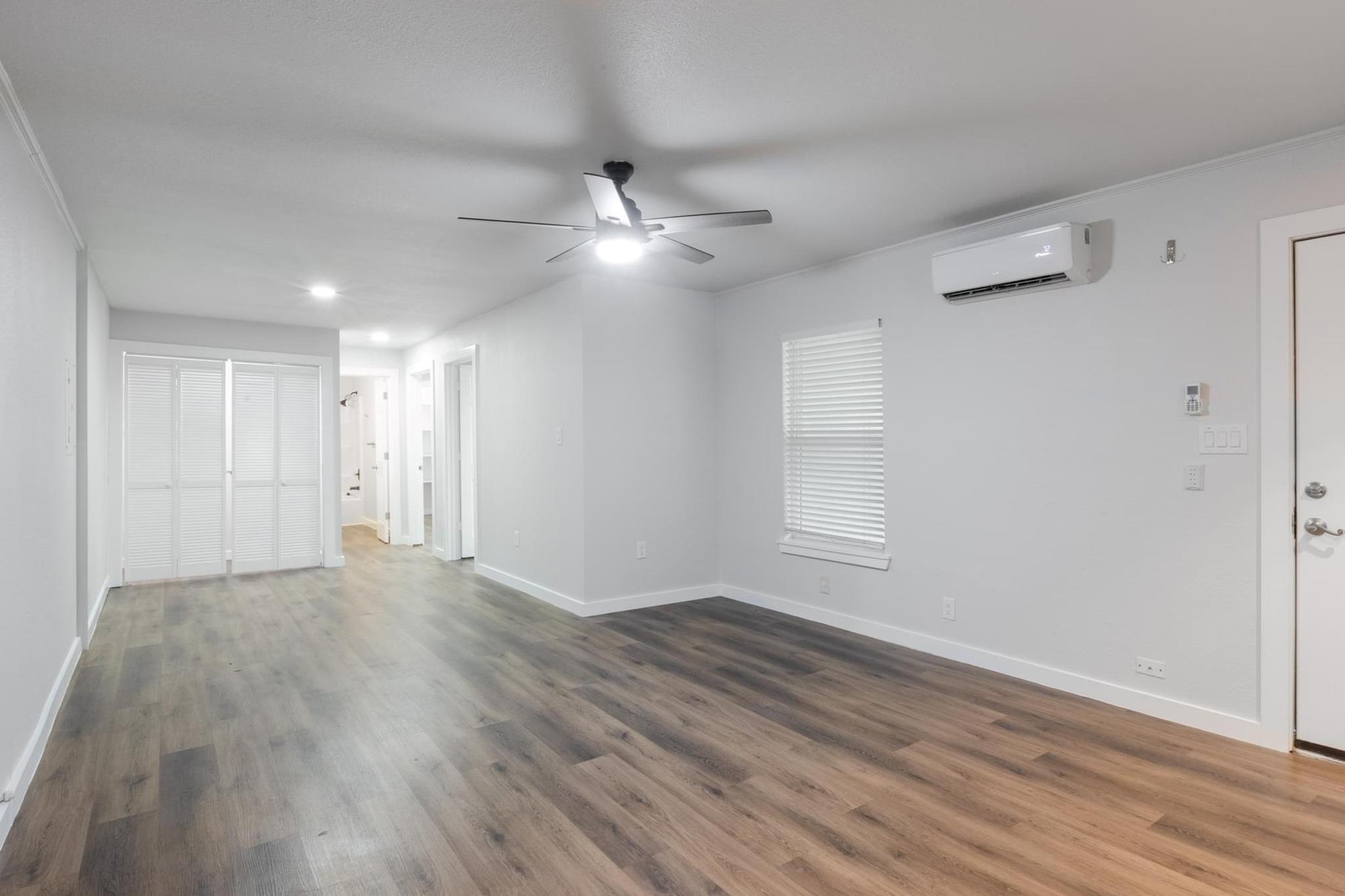 1445 Hillview Ave, New Braunfels, TX 78130