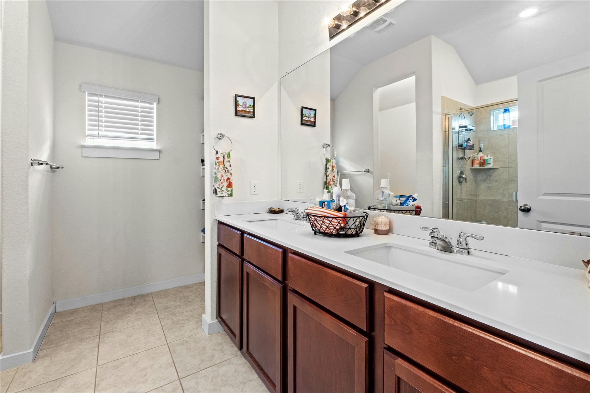 5608 Wolf Pack Dr, Pflugerville, TX 78660