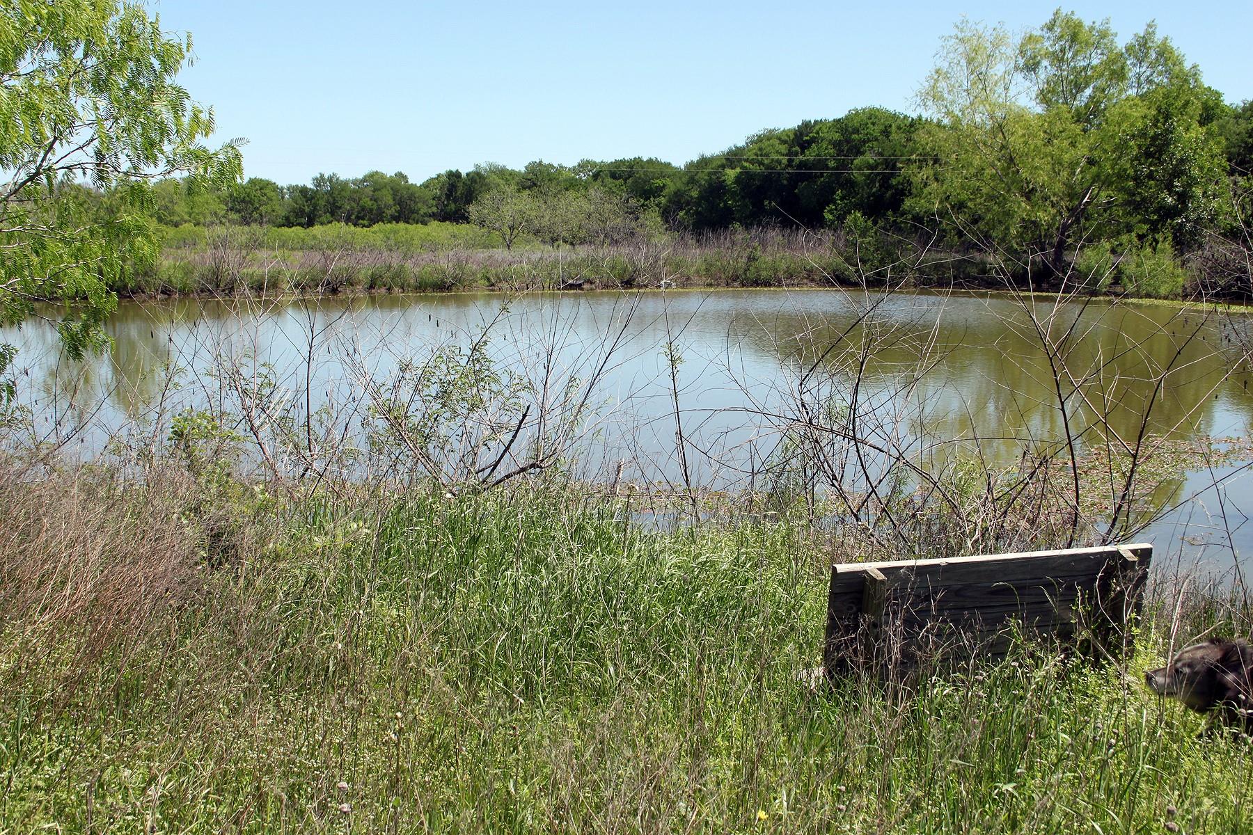 1023 Sierra Dr, Lockhart, TX 78644