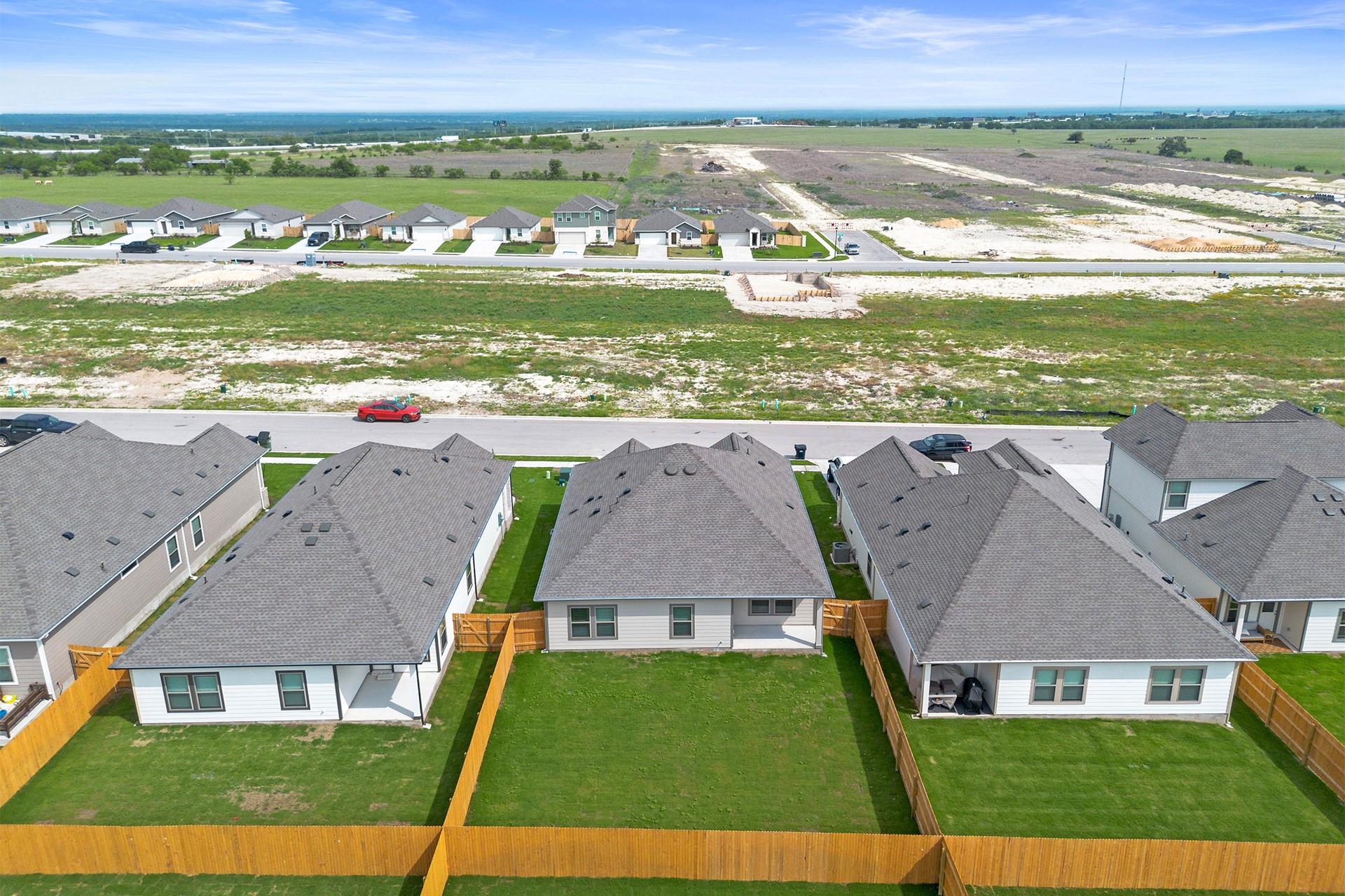 236 Lazy Lizzy Rd, Jarrell, TX 76537