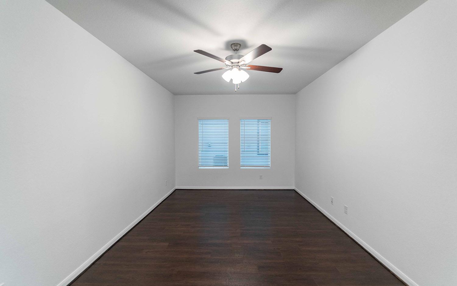 313 Blue Steel Rd, Jarrell, TX 76537