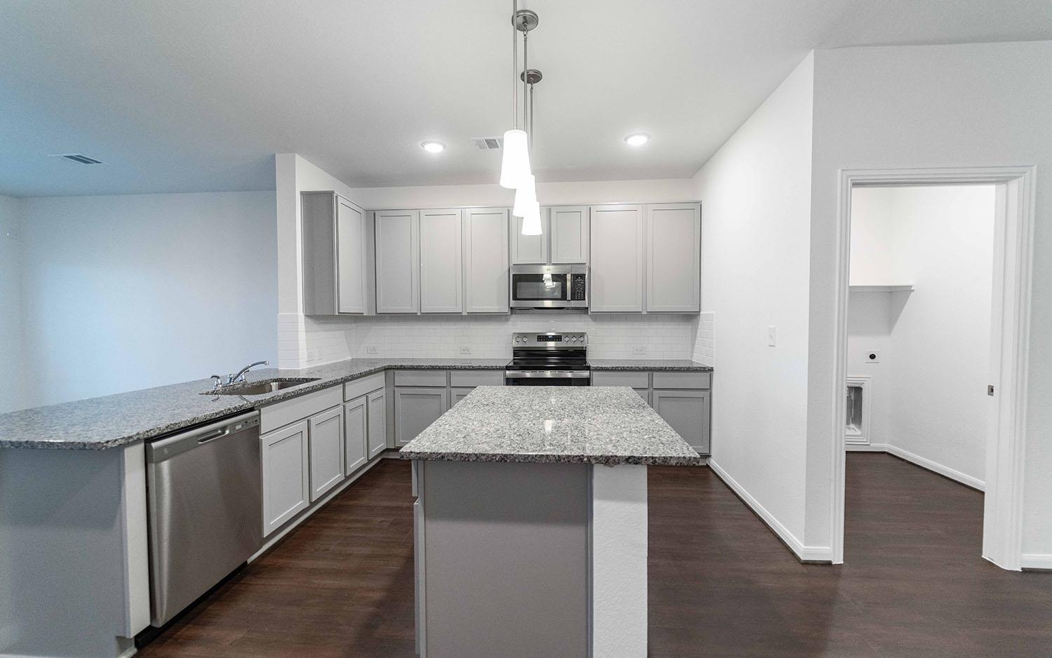 313 Blue Steel Rd, Jarrell, TX 76537