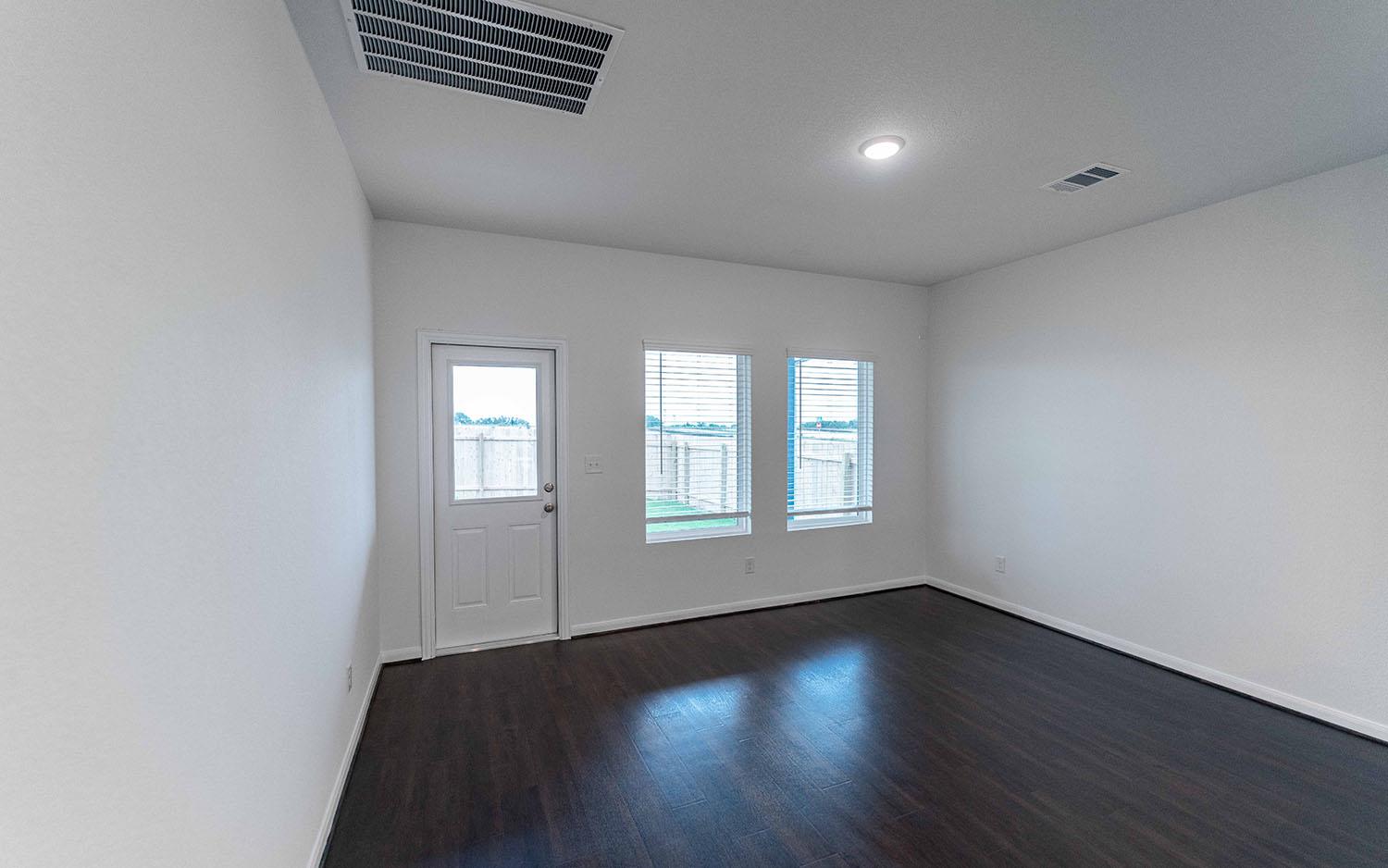 313 Blue Steel Rd, Jarrell, TX 76537