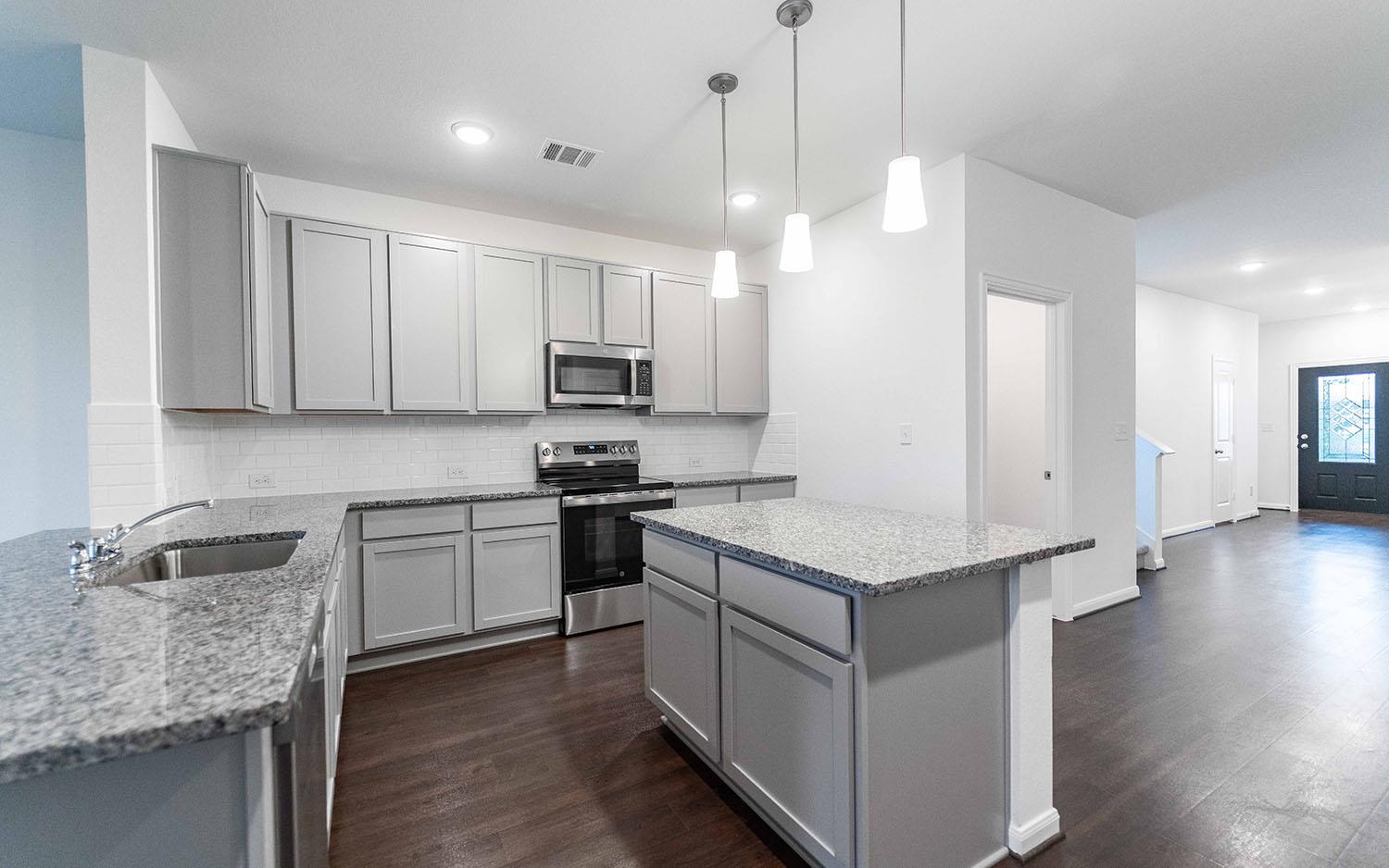 313 Blue Steel Rd, Jarrell, TX 76537