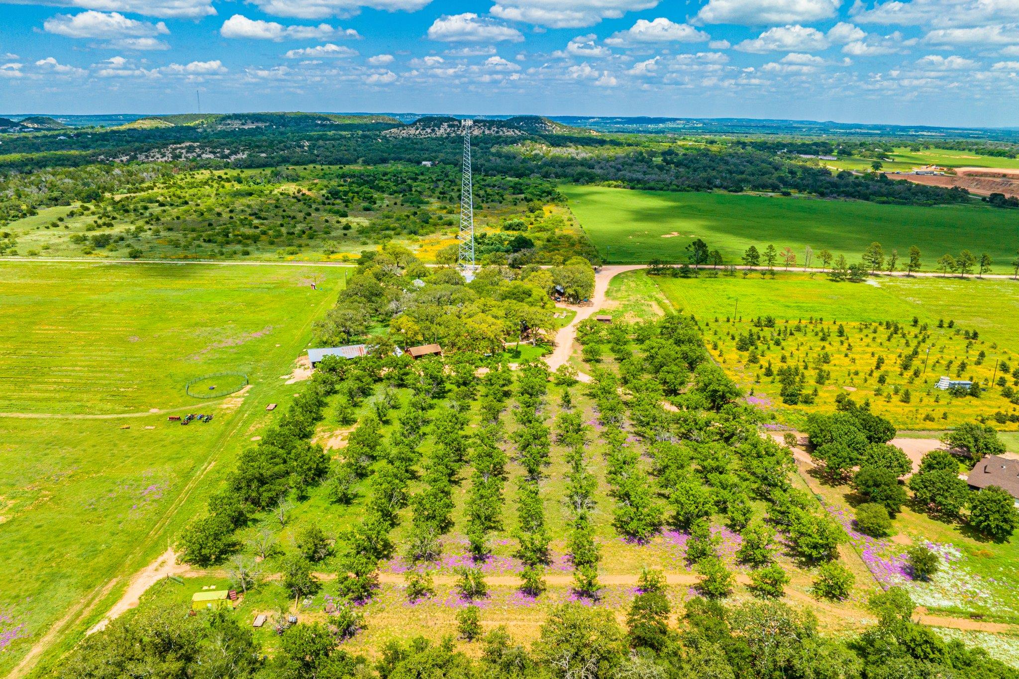 283 Hallford, Fredericksburg, TX 78624