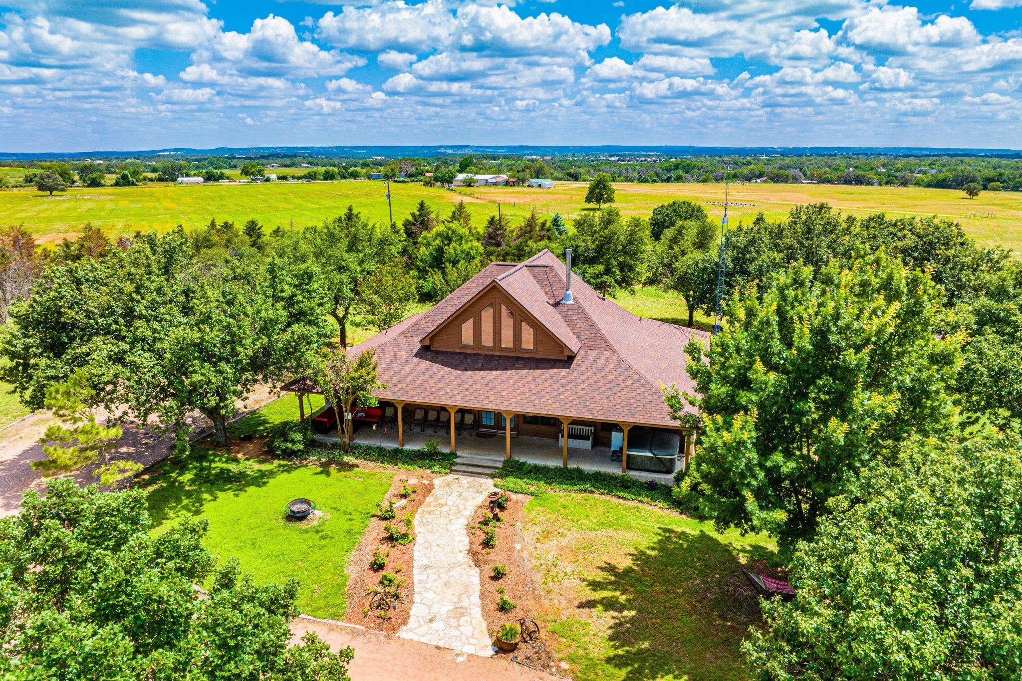 283 Hallford, Fredericksburg, TX 78624