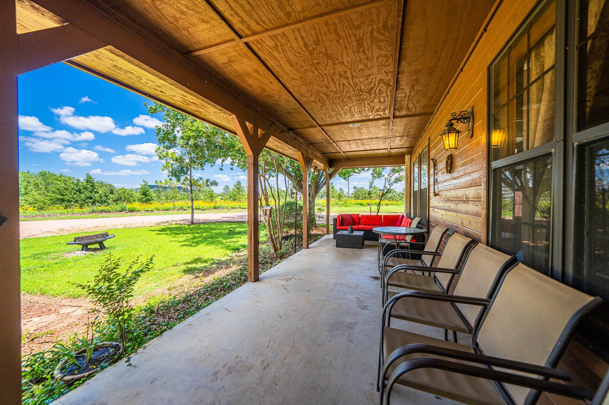 283 Hallford, Fredericksburg, TX 78624