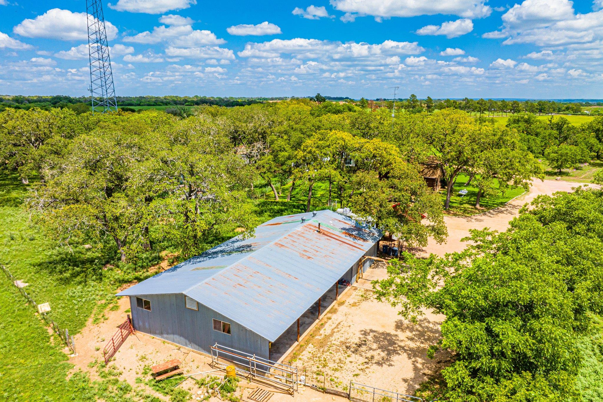 283 Hallford, Fredericksburg, TX 78624