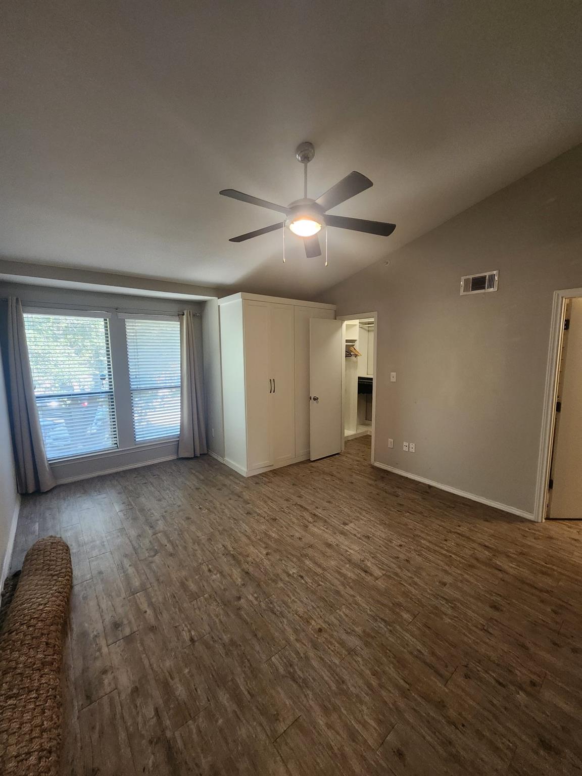 3839 Dry Creek Dr # 202, Austin, TX 78731