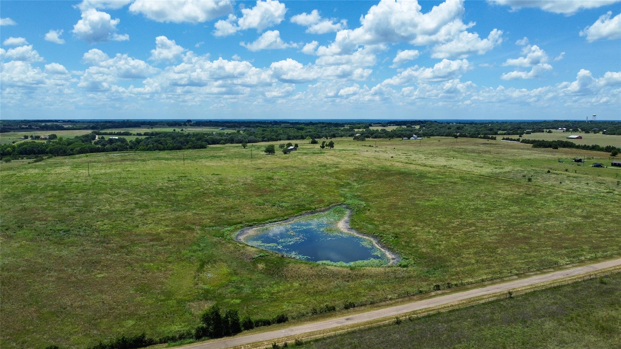 1571 Schulze Rd, Schulenburg, TX 78956