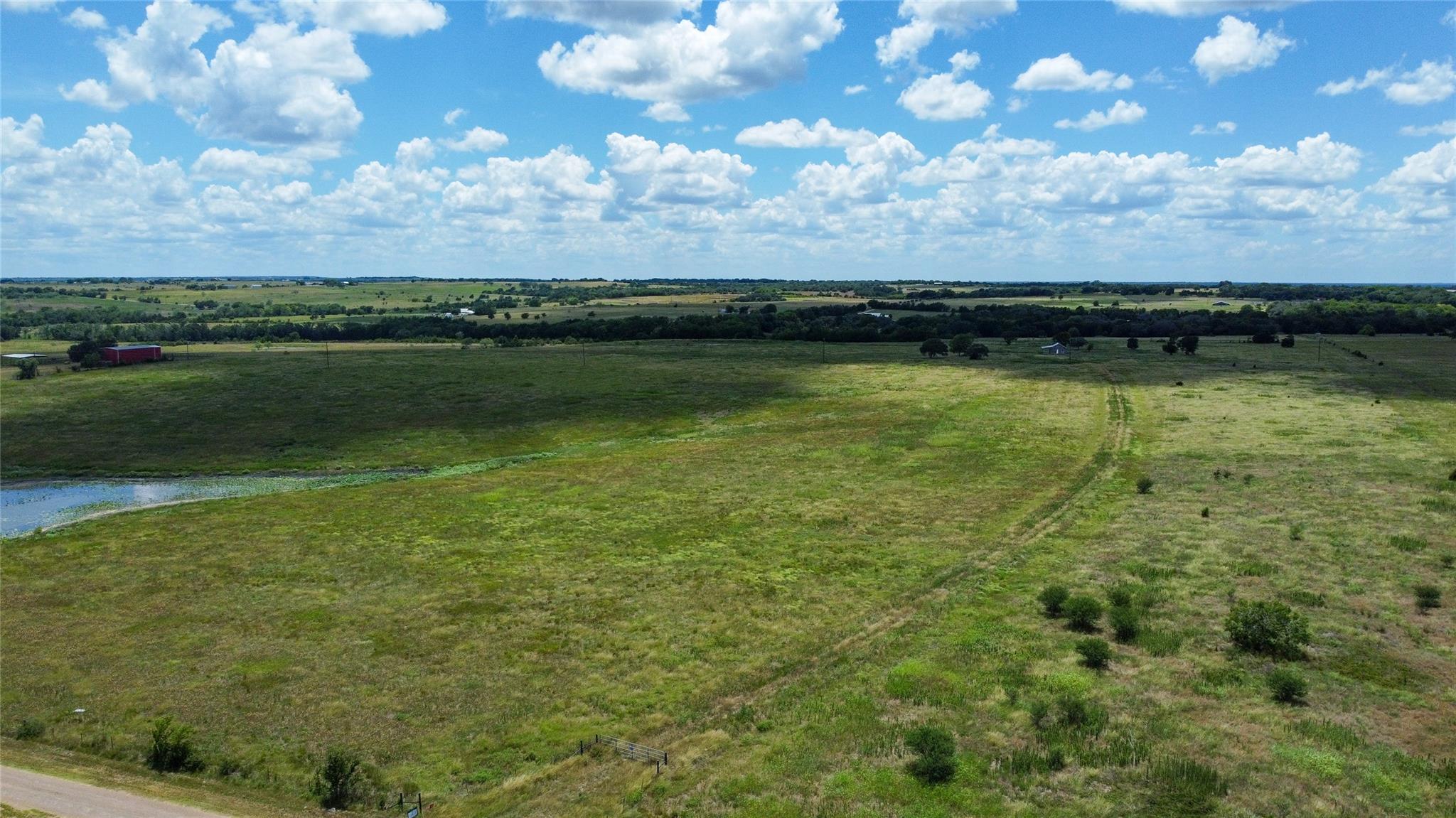 1571 Schulze Rd, Schulenburg, TX 78956