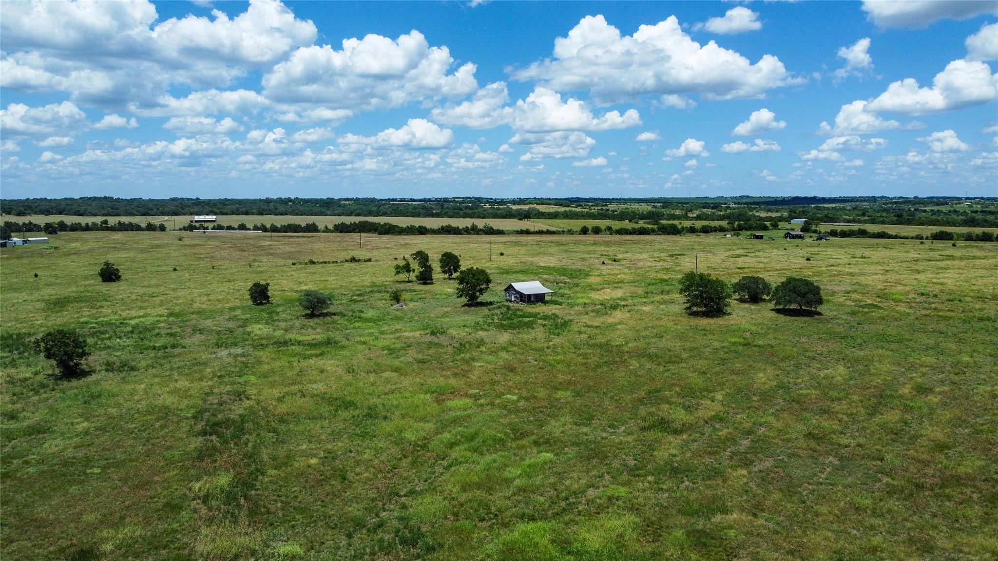 1571 Schulze Rd, Schulenburg, TX 78956