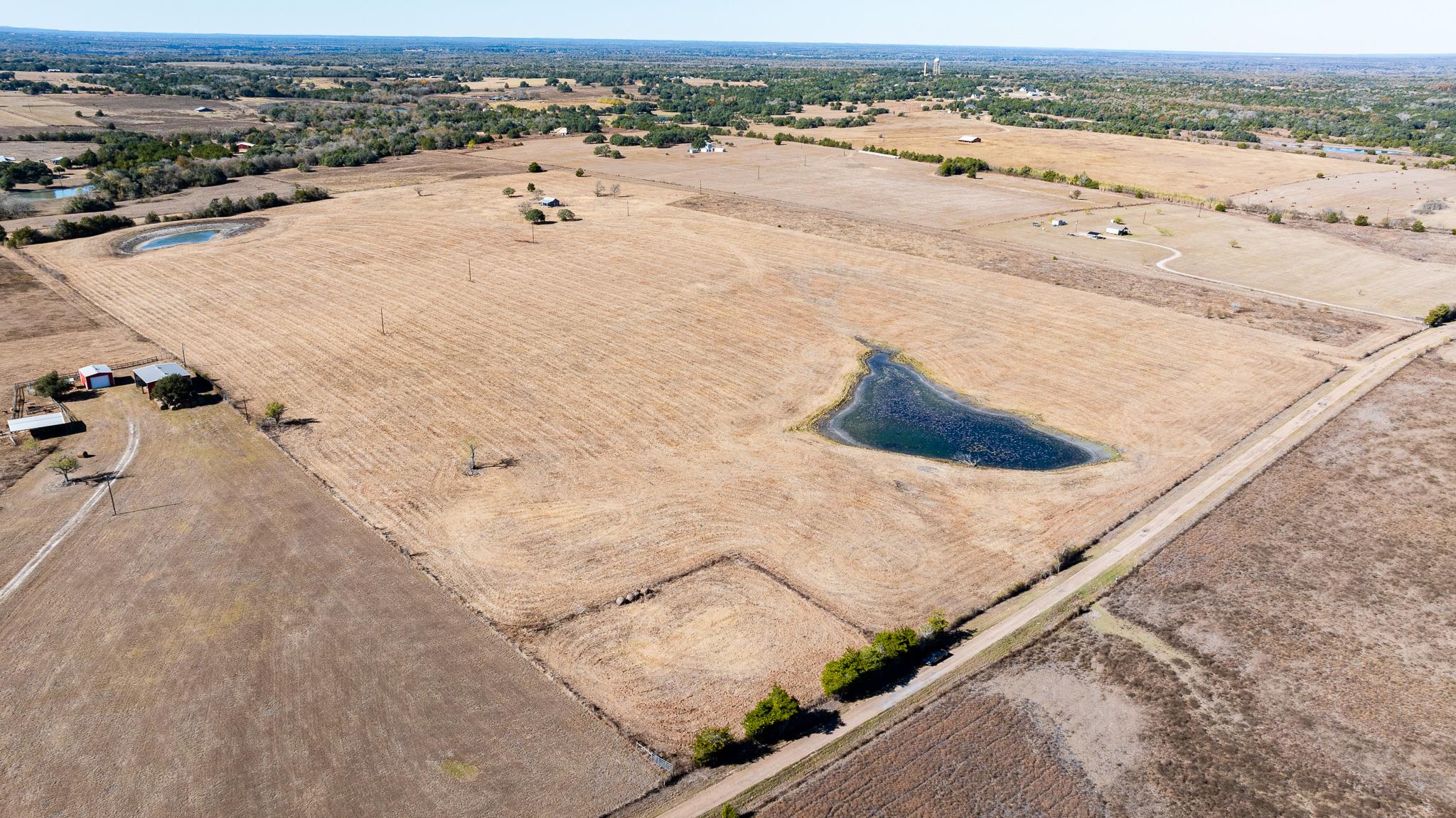 1571 Schulze Rd, Schulenburg, TX 78956