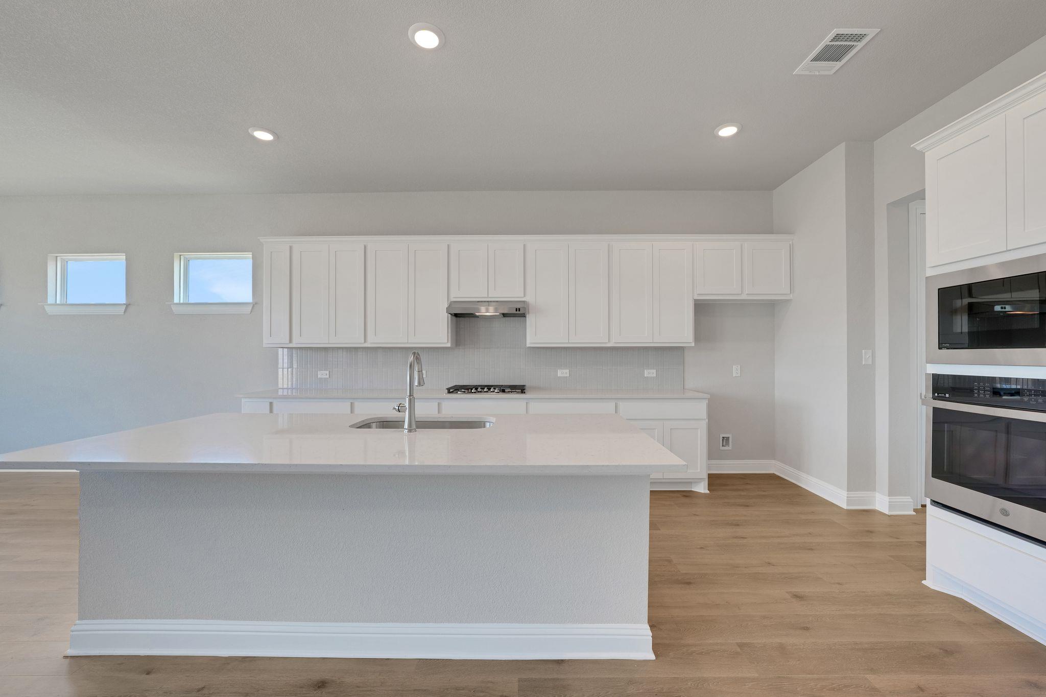 1320 Shelby Ln, Georgetown, TX 78628