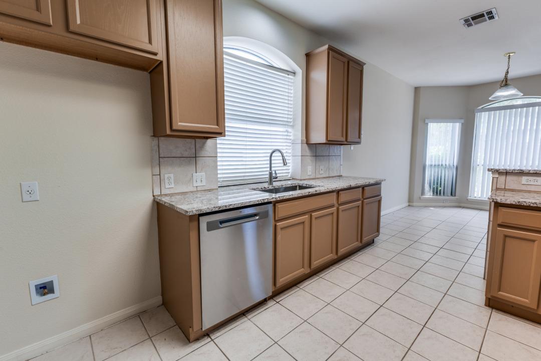 712 Runners Rdg, Pflugerville, TX 78660