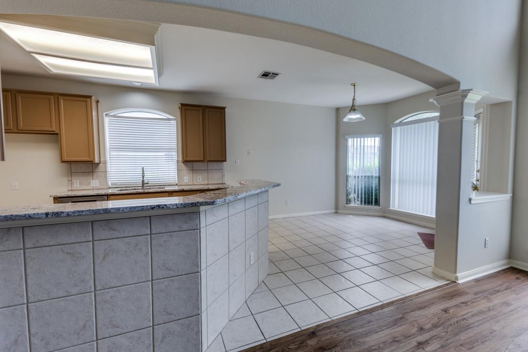 712 Runners Rdg, Pflugerville, TX 78660