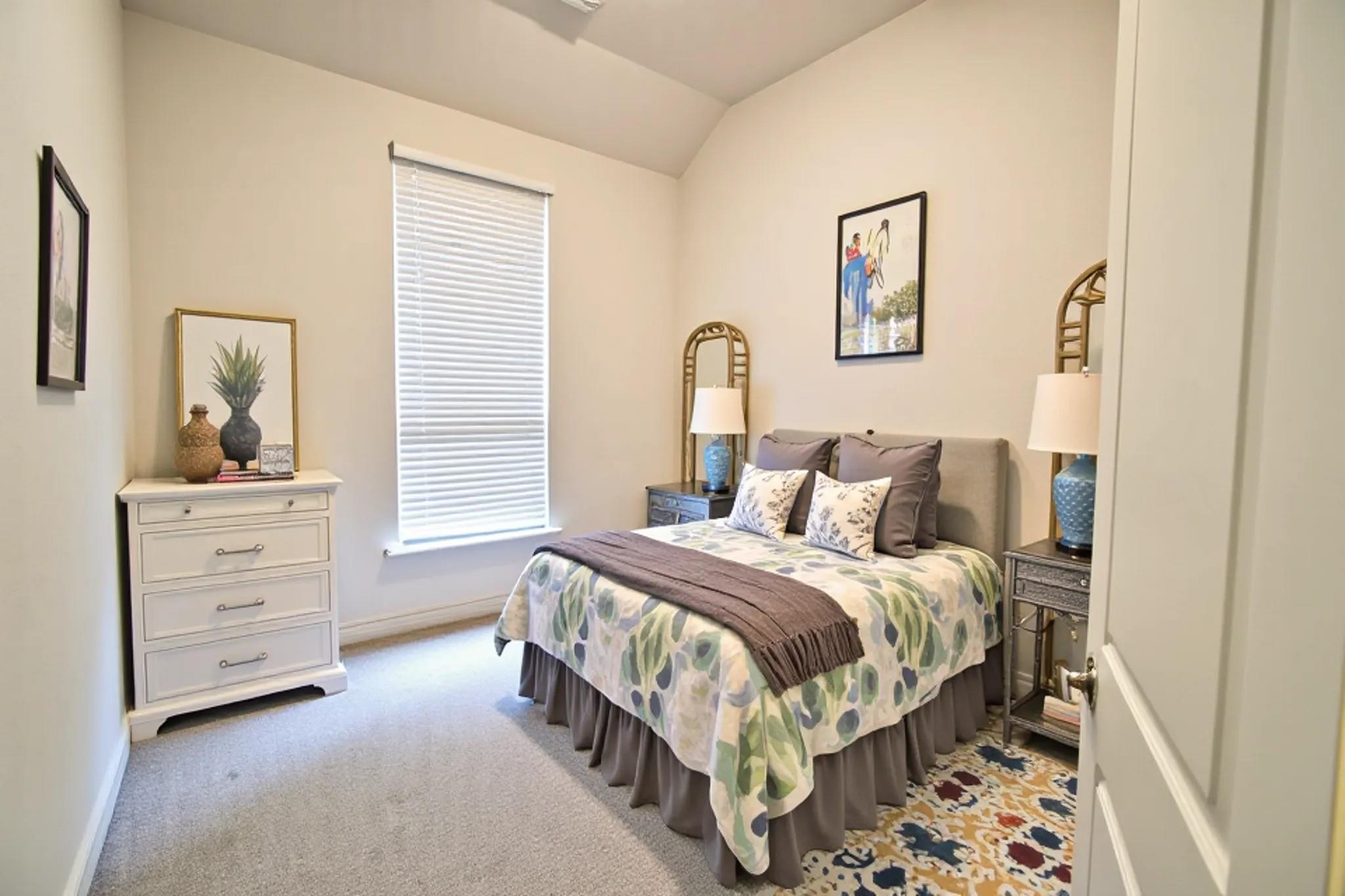 117 Missouri Primrose Ln, San Marcos, TX 78666