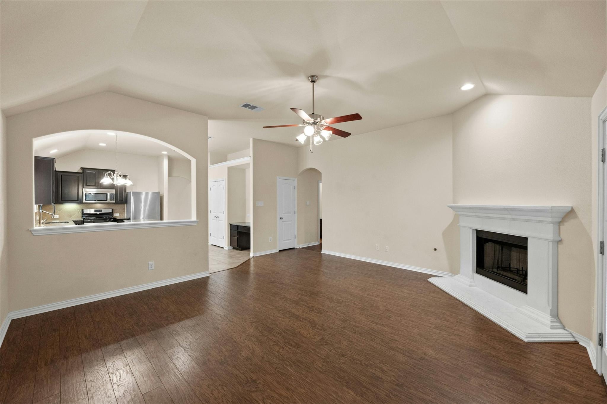 177 Rosemary Holw, Buda, TX 78610