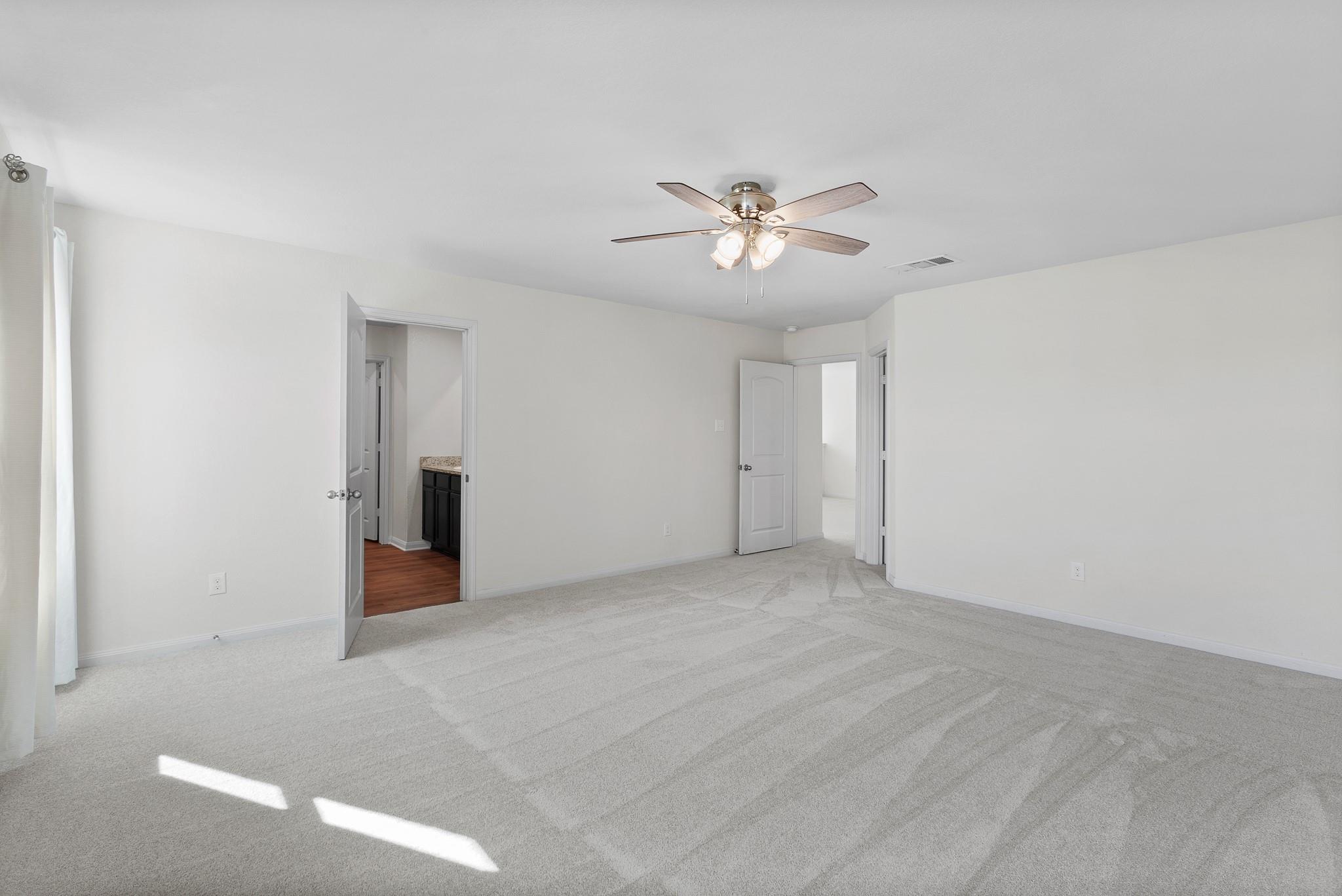 1437 Amy Dr, Kyle, TX 78640