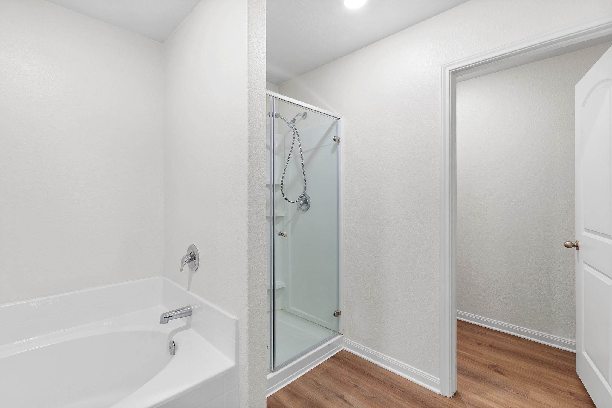 1437 Amy Dr, Kyle, TX 78640