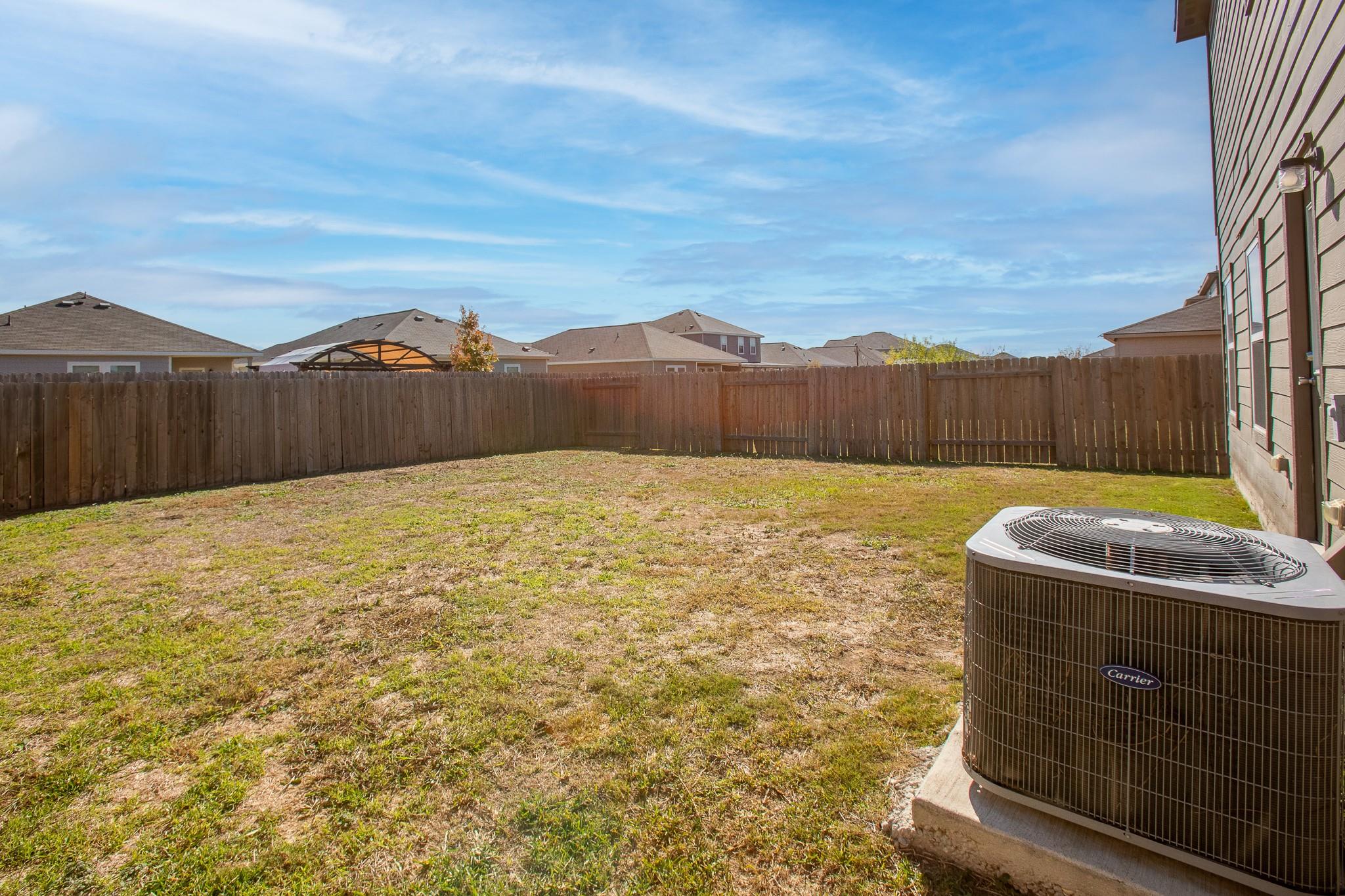 1437 Amy Dr, Kyle, TX 78640