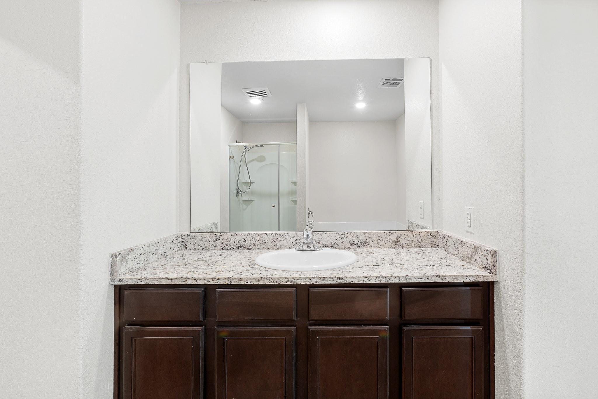 1437 Amy Dr, Kyle, TX 78640