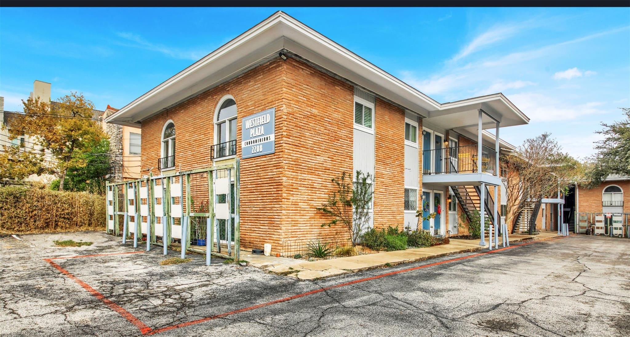 2208 Enfield Rd # 10300, Austin, TX 78703