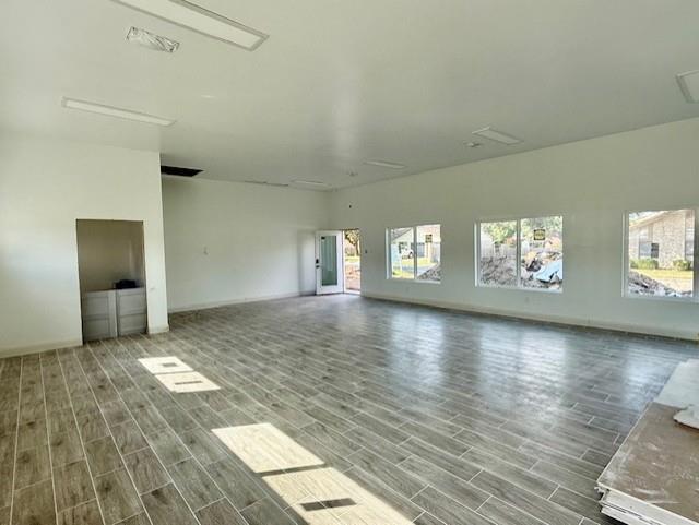 100 Paula Ln, Taylor, TX 76574