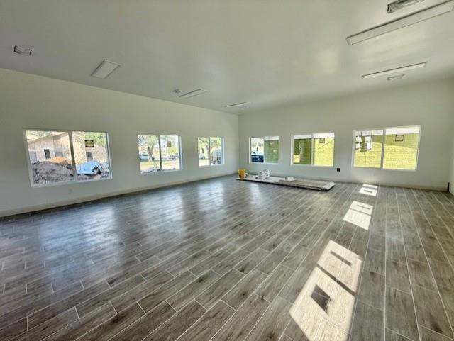 100 Paula Ln, Taylor, TX 76574