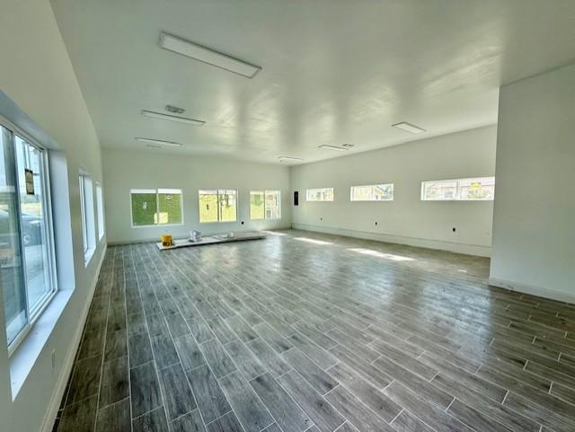 100 Paula Ln, Taylor, TX 76574