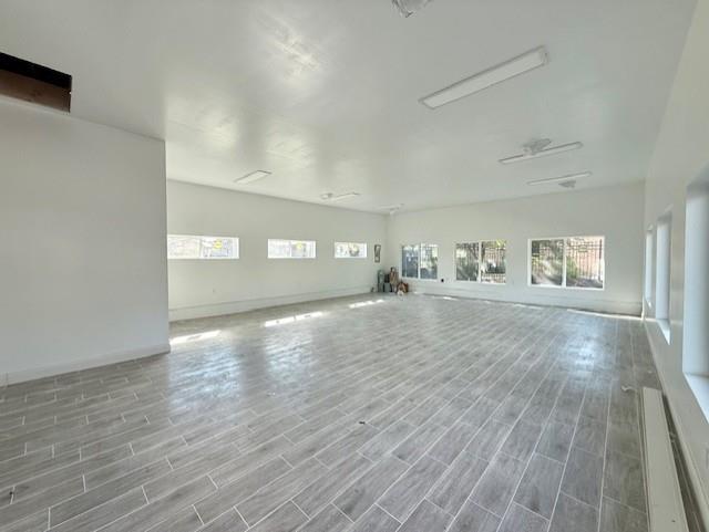 100 Paula Ln, Taylor, TX 76574