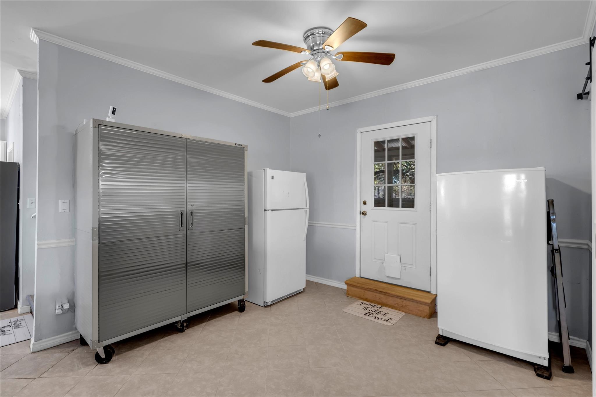 1045 County Road 332, Bertram, TX 78605