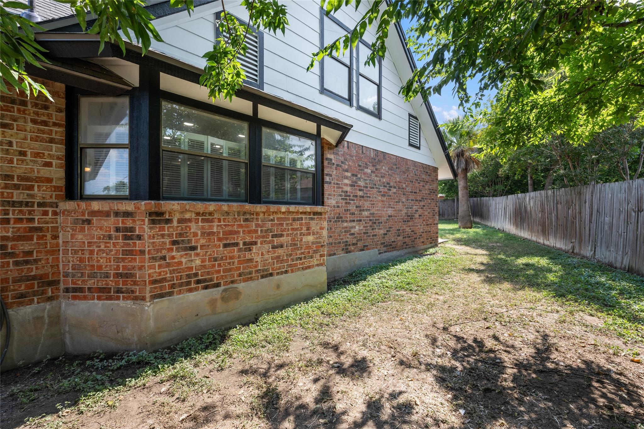 1704 Oxford Blvd, Round Rock, TX 78664