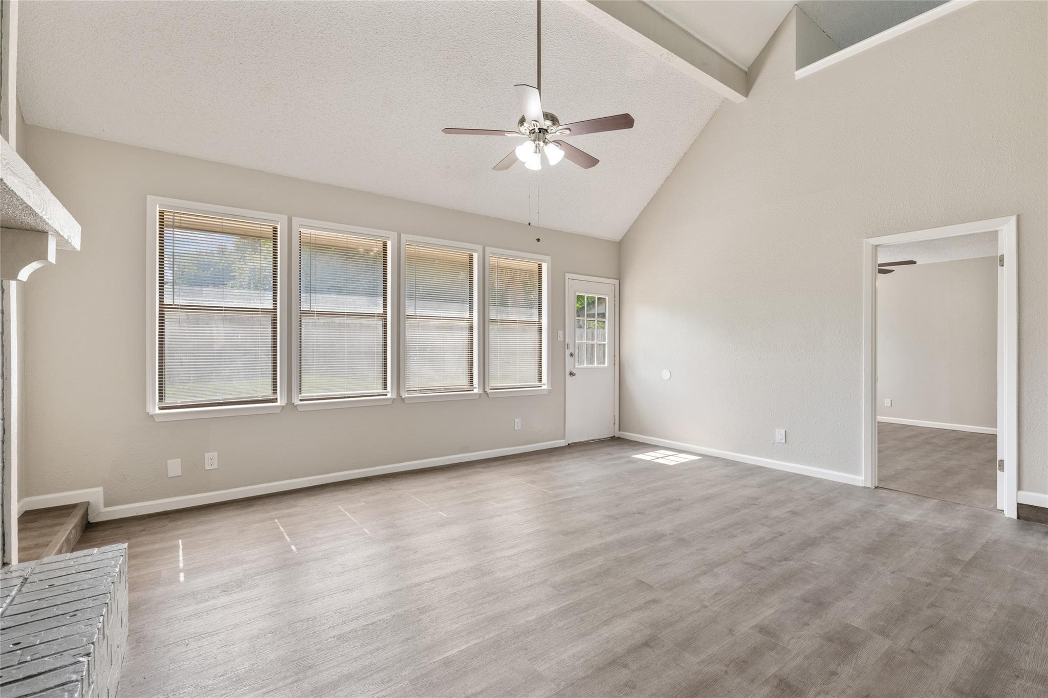 1704 Oxford Blvd, Round Rock, TX 78664