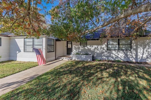 139 E Cottonwood Dr, Marble Falls, TX 78654