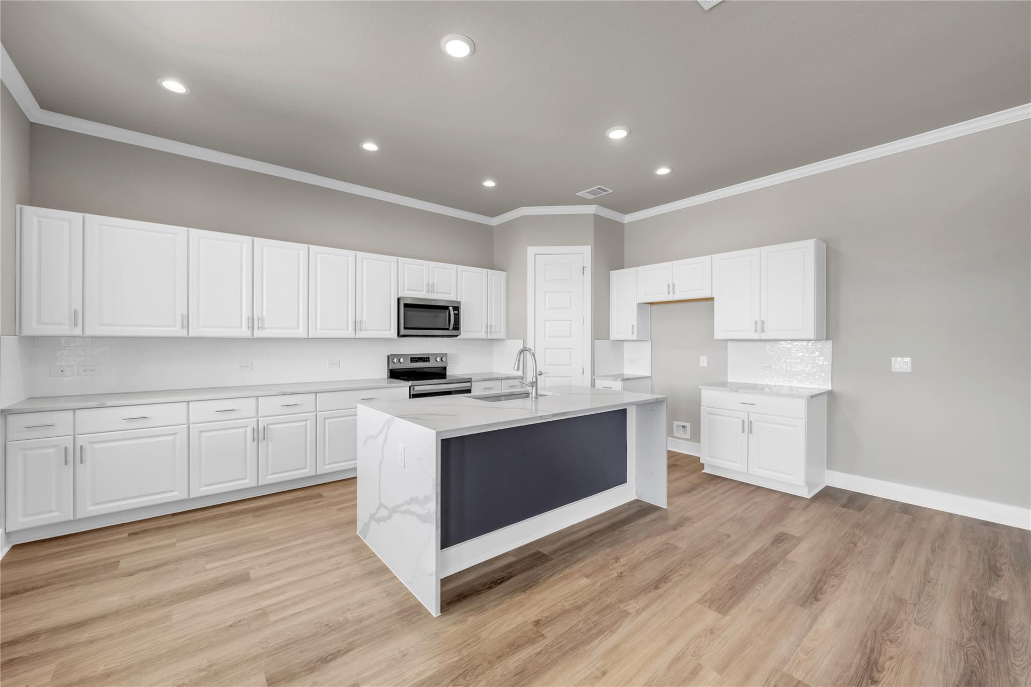 108 Miranda Ct, Lampasas, TX 76550