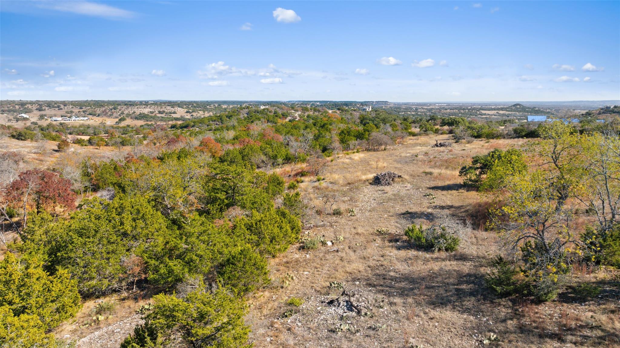 271 S Cielo Vista Ct, Fredericksburg, TX 78624