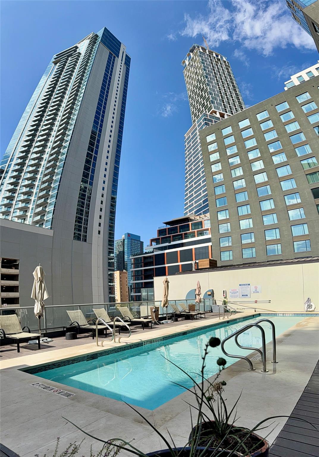 603 Davis St # 703, Austin, TX 78701