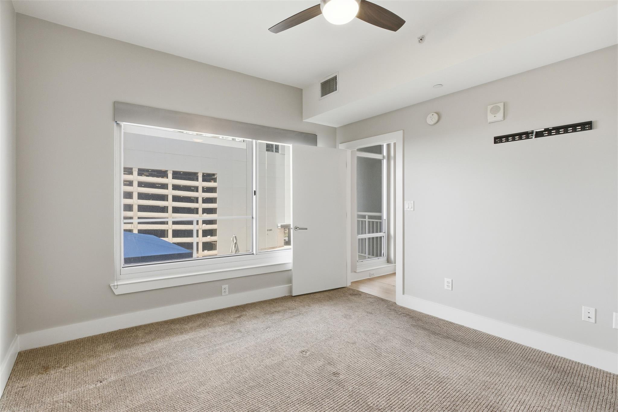 603 Davis St # 703, Austin, TX 78701