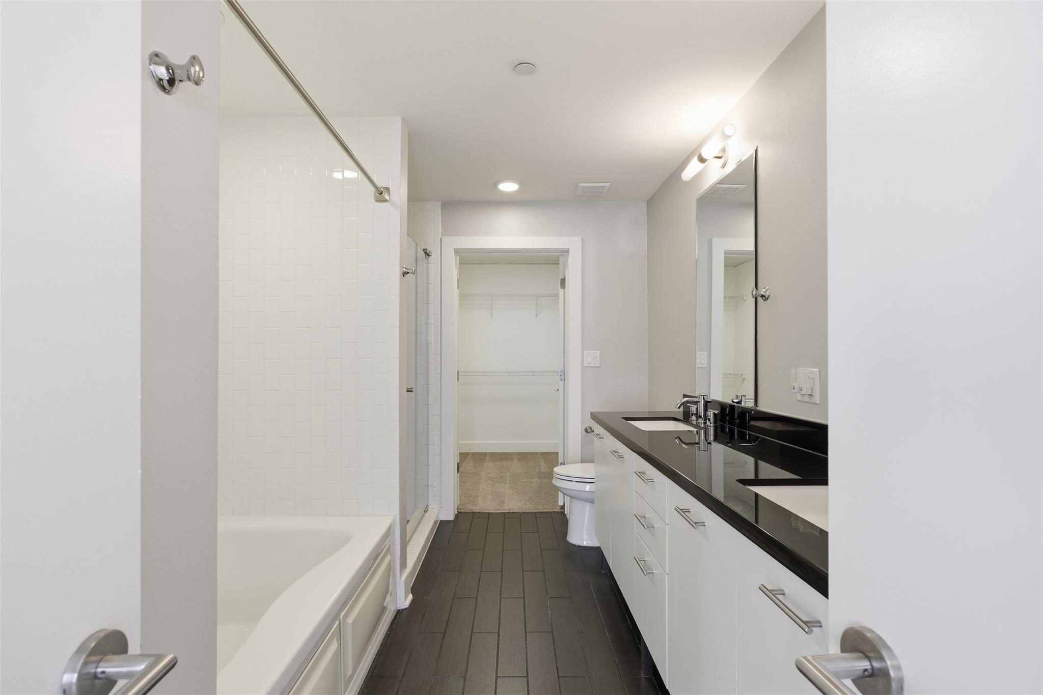 603 Davis St # 703, Austin, TX 78701