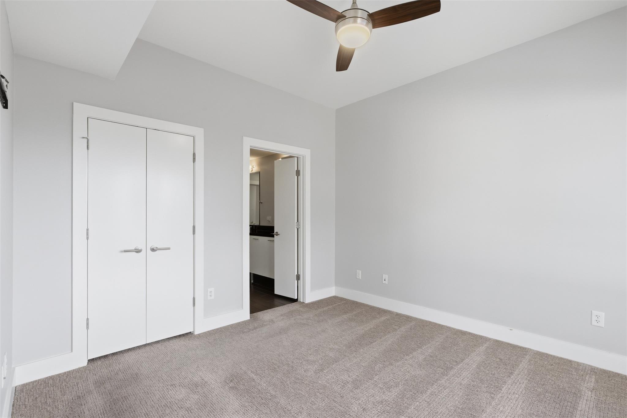 603 Davis St # 703, Austin, TX 78701