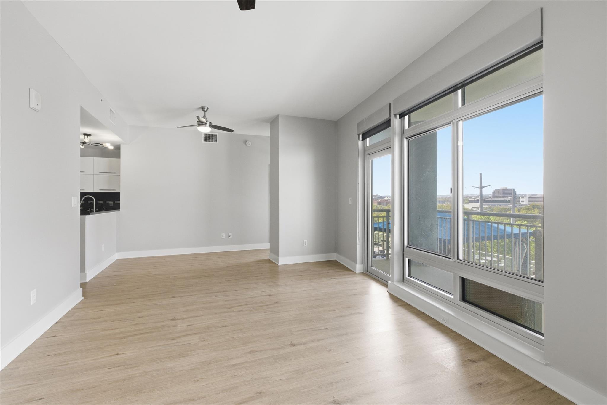 603 Davis St # 703, Austin, TX 78701