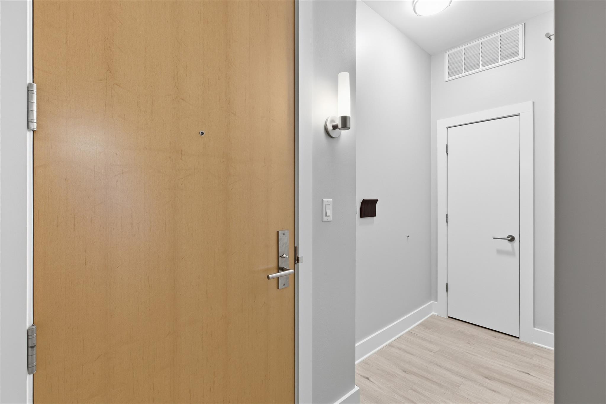 603 Davis St # 703, Austin, TX 78701